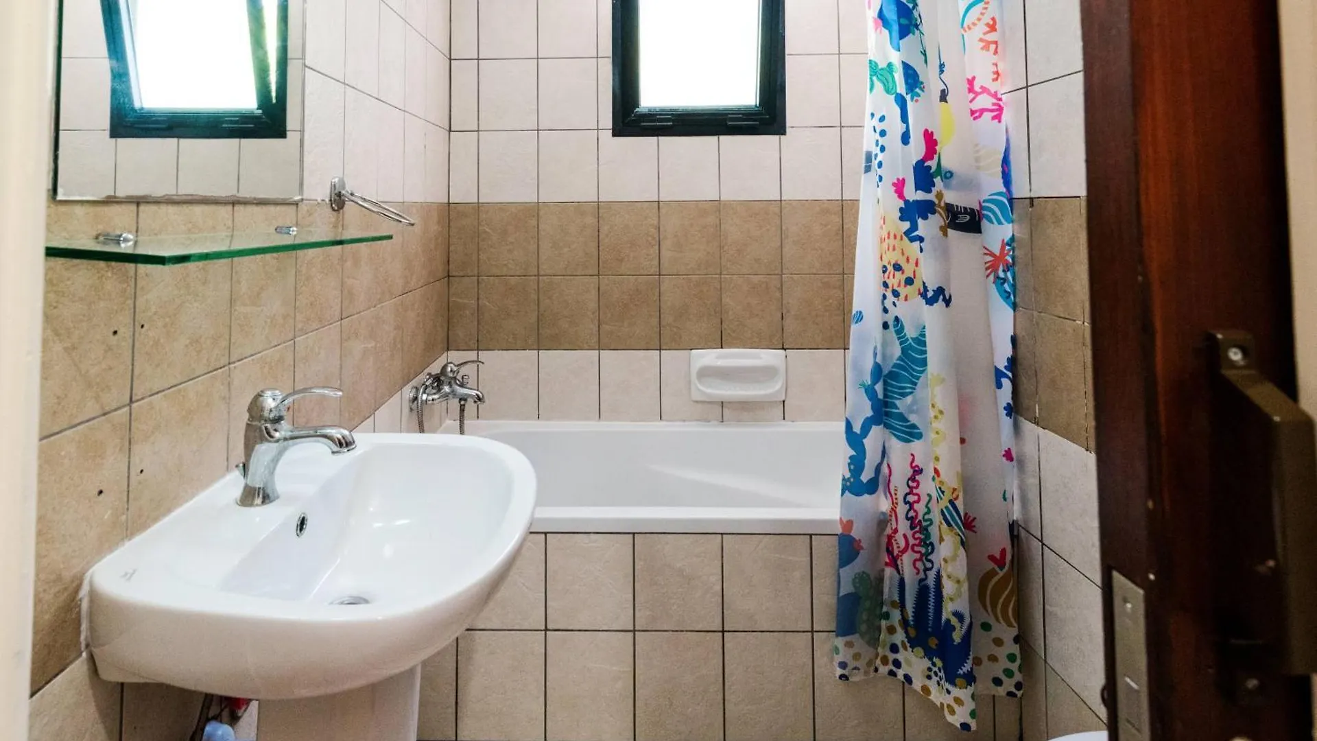 Hostel Nissus Urban Agia Napa Zypern